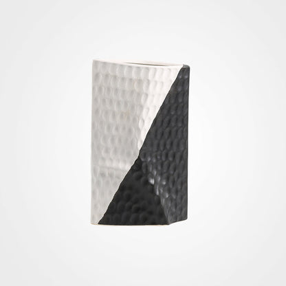 LA-23044 Black and White Vase