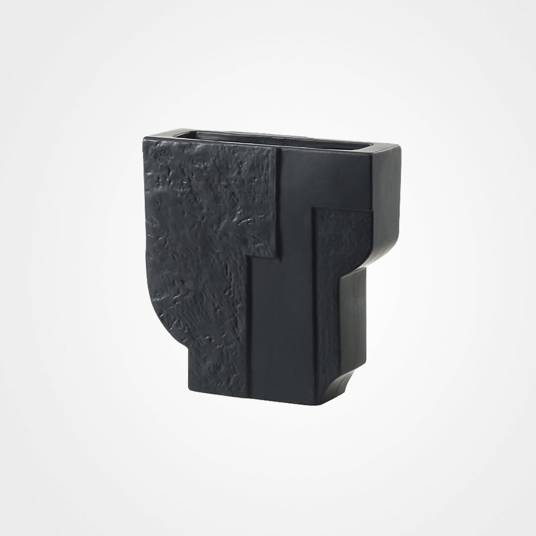 LA-22085 Black Vase