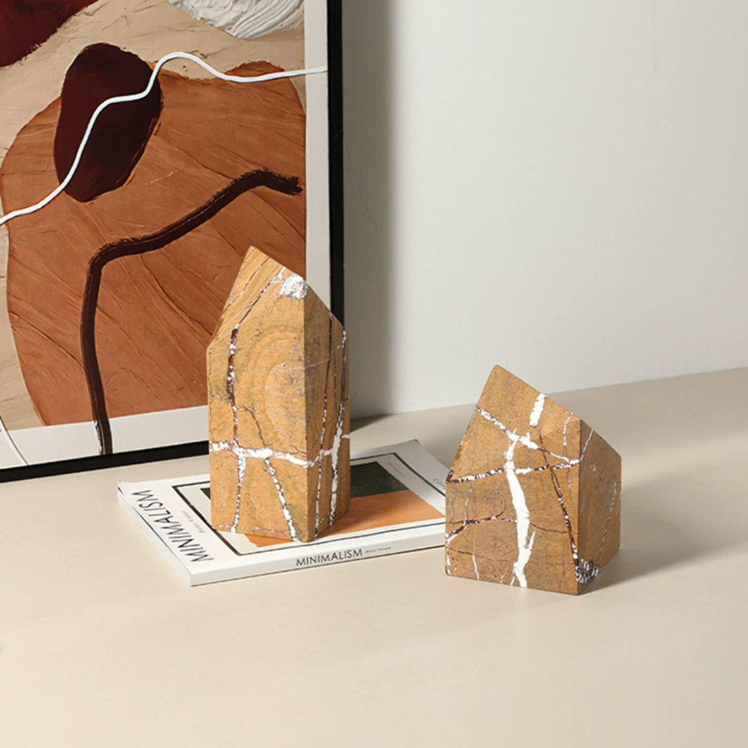 Polyhedral Marble Décor