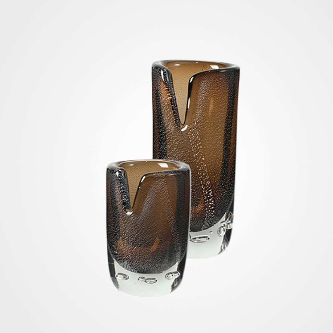 V Notch Vase