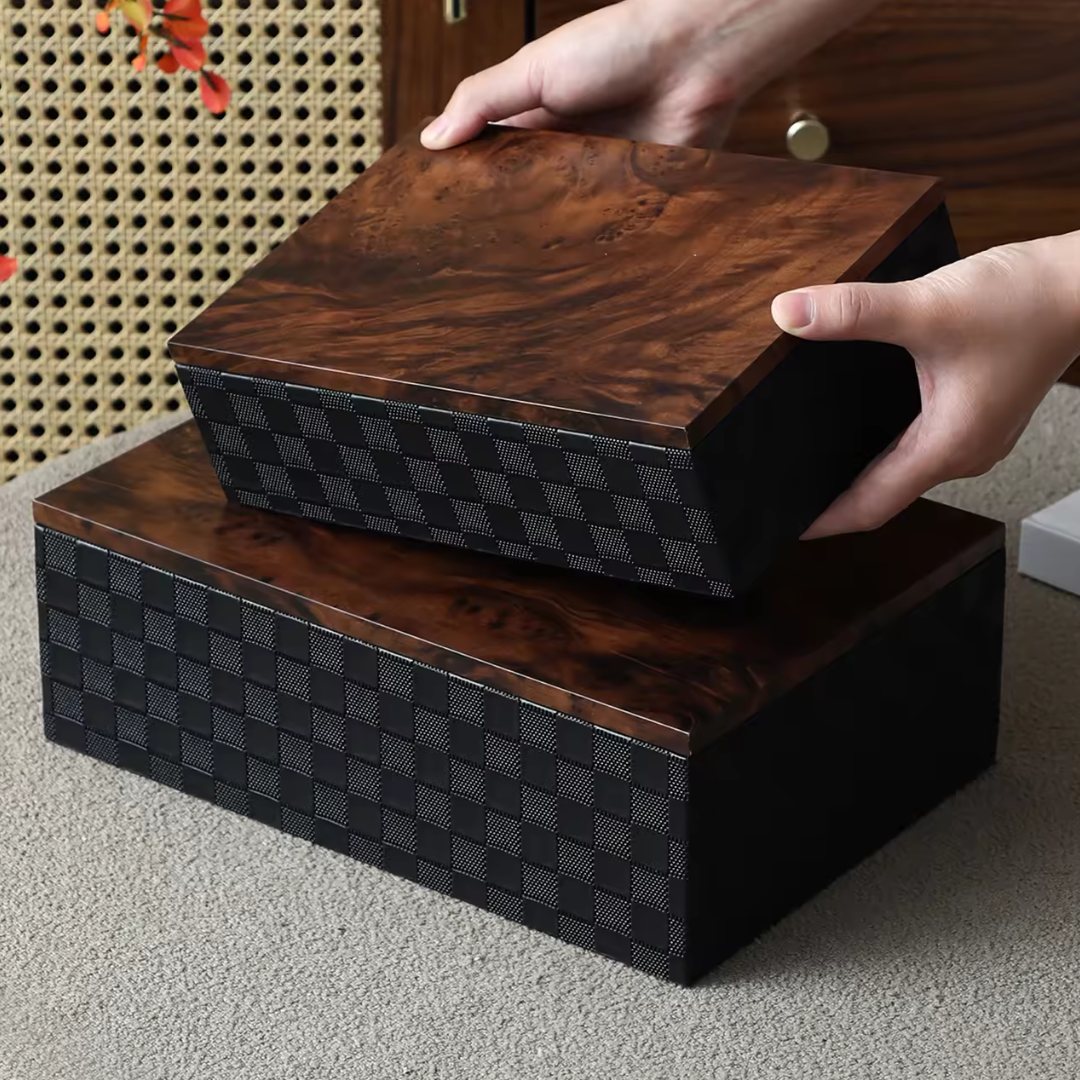 Wood Grain Box